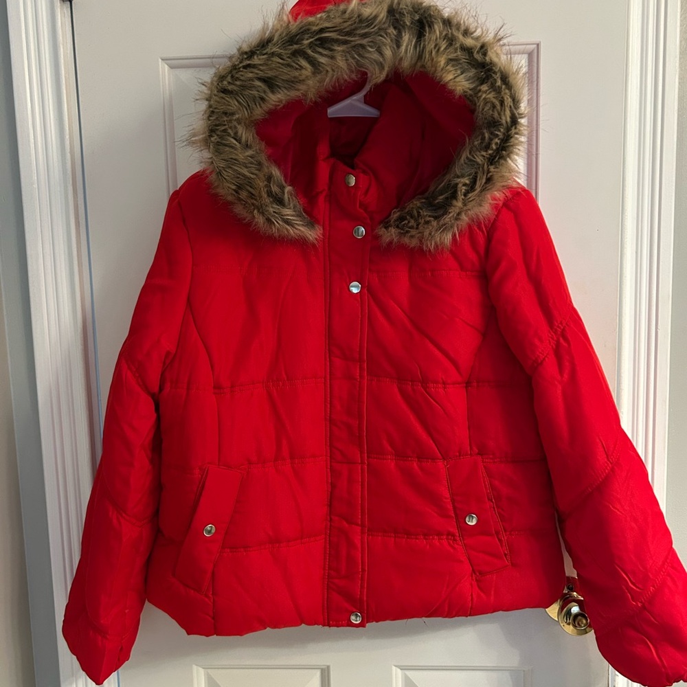 NWT-New Look Red Puffer Jacket